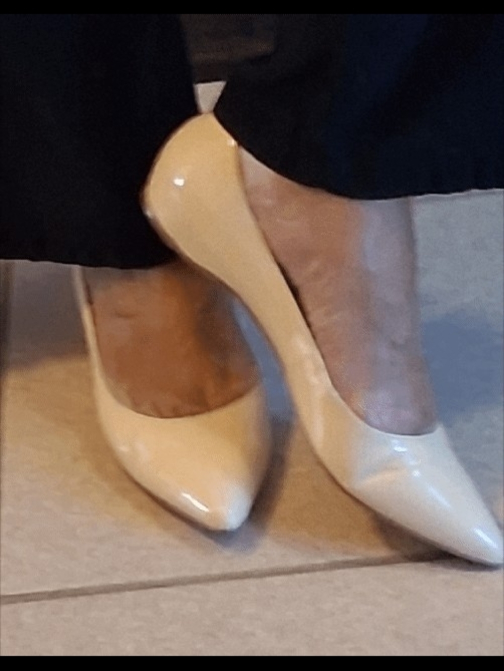 Ivanka Trump Minimalist Design Ballet Flats (9.5)